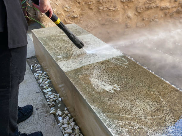 Best Commercial Building Pressure Washing  in Seattle, WA